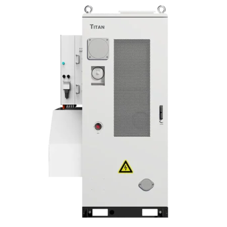 Titan 900x900
